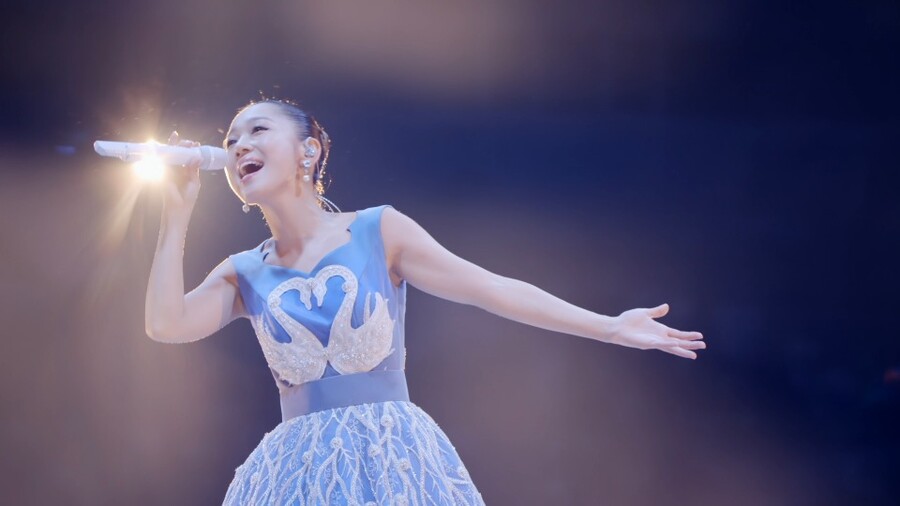 西野加奈(西野カナ, Kana Nishino) – Love Collection Live (2019 