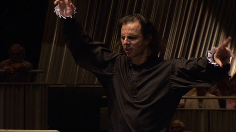 史蒂芬·依瑟利斯 马勒室内管弦乐团 The Mahler Chamber Orchestra (Teodor Currentzis, Steven Isserlis) (2014) 1080P蓝光原盘 [BDMV 20.8G]Blu-ray、古典音乐会、蓝光演唱会8