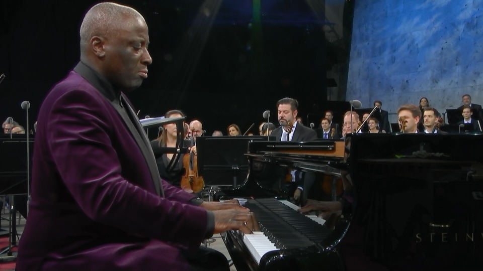 柏林森林音乐会 Waldbühne 2021 : American Rhythms (Wayne Marshall, Berliner Philharmoniker) (2022) 1080P蓝光原盘 [BDMV 18.1G]Blu-ray、古典音乐会、蓝光演唱会4
