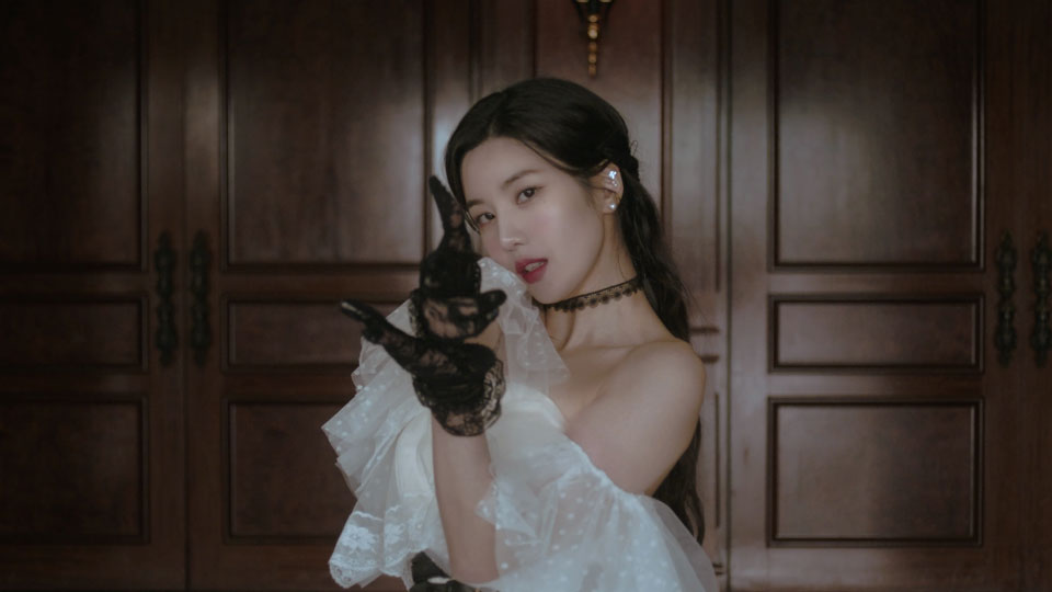 [4K] Kwon Eun Bi 权恩妃 – ESPER (Performance Video) (Bugs!) (官方MV) [2160P 433M]